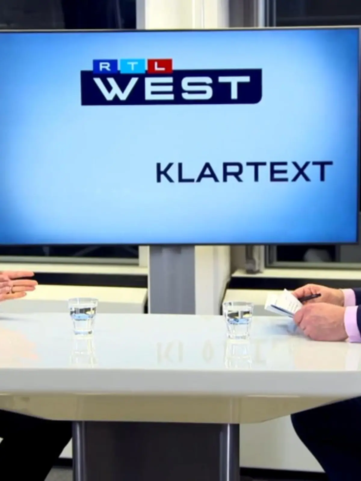 Bild zu: "Mit NRW-Integrationsministerin Paul"