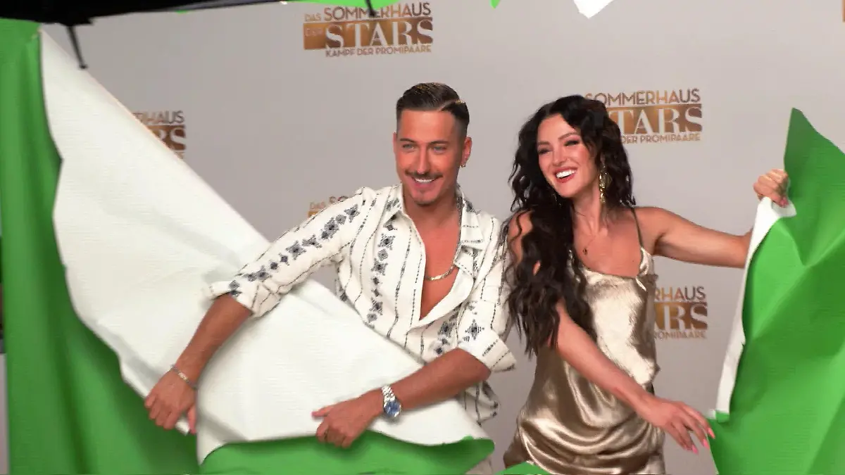 Die neuen Sommerhaus-Promis stellen sich vor Willkommen in der Chaos-WG!