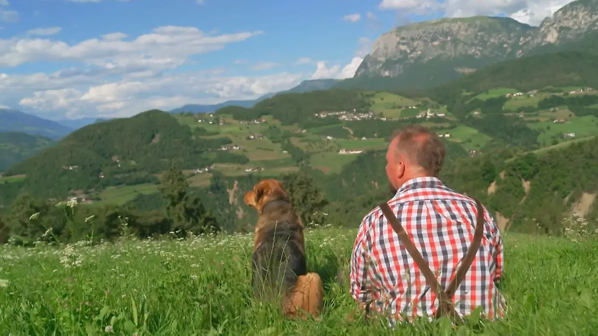 „Bauer sucht Frau International”-Kandidat Andreas und Hund