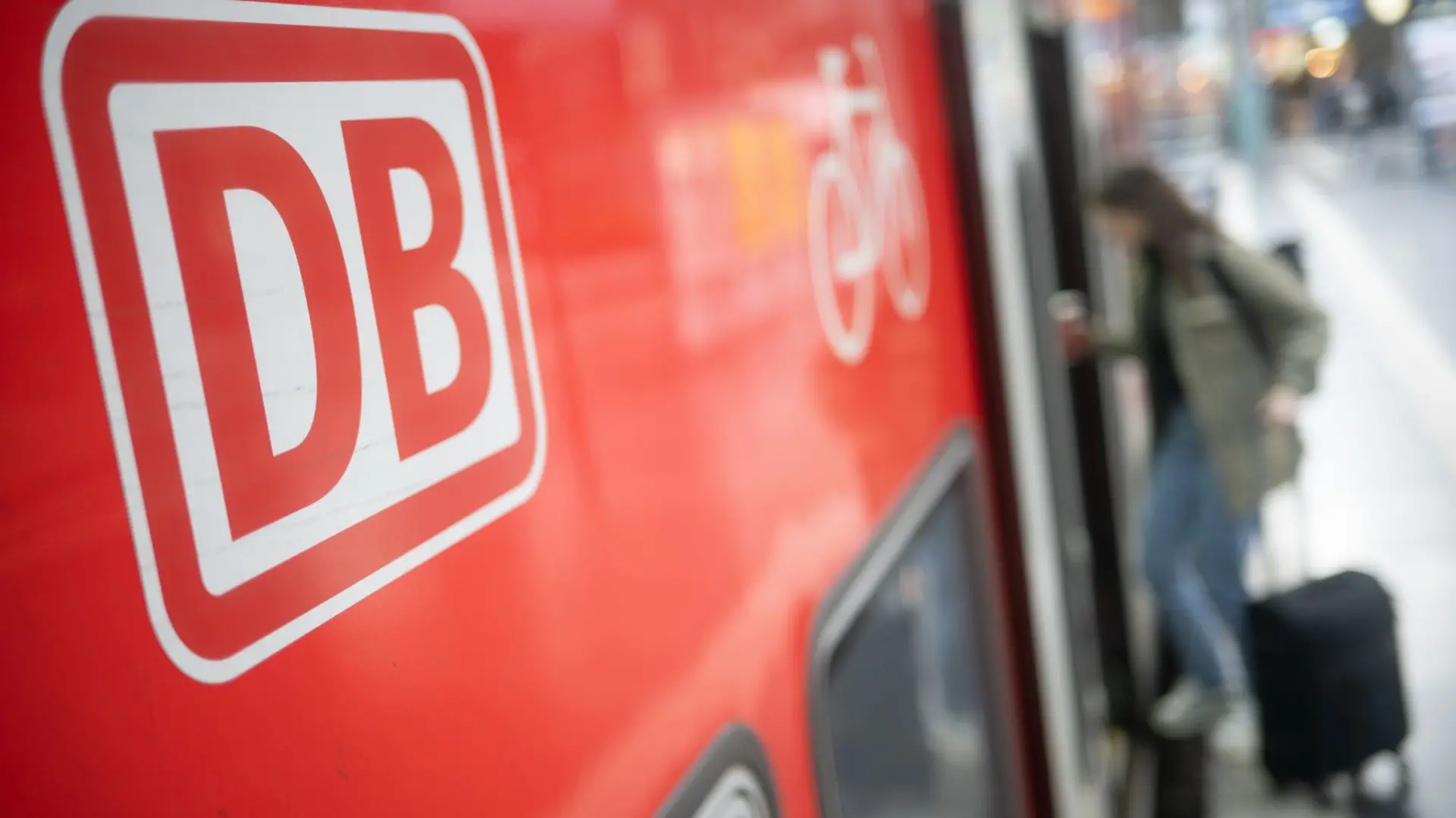Mit der Millionen-Investition will die Deutsche Bahn eine verlässliche Infrastruktur in Mittelhessen schaffen. (Symbolbild)