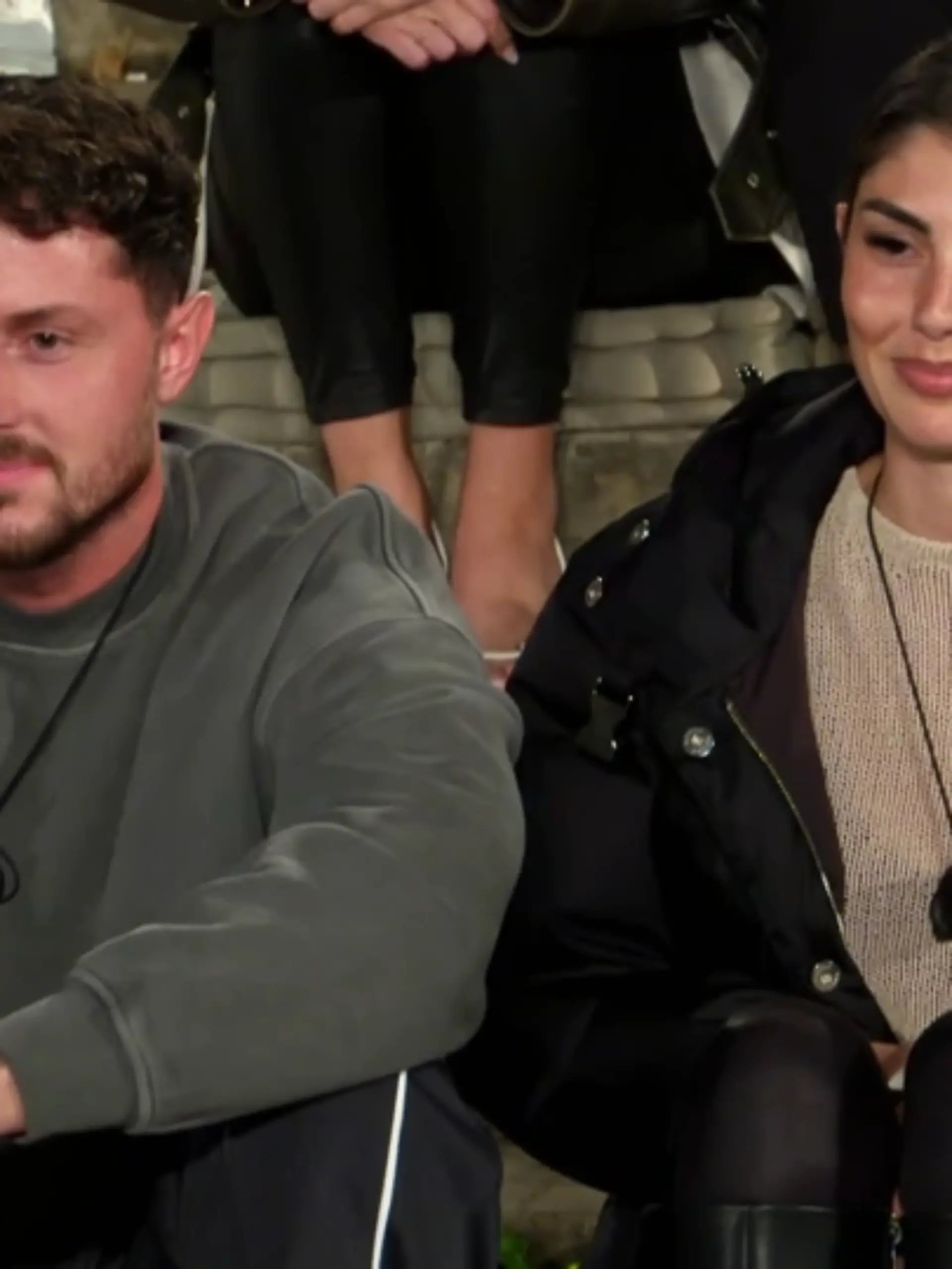 Yeliz und Jannik müssen „Prominent getrennt” verlassen