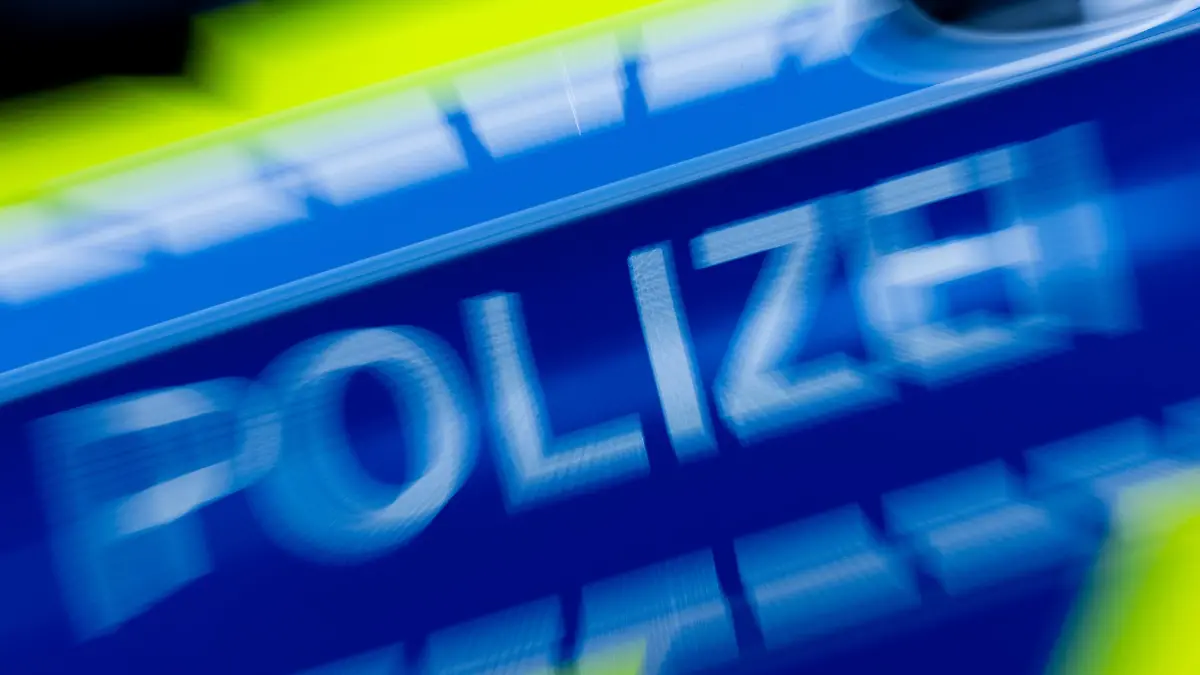 Die drei Verletzten kamen ins Krankenhaus. (Symbolbild)