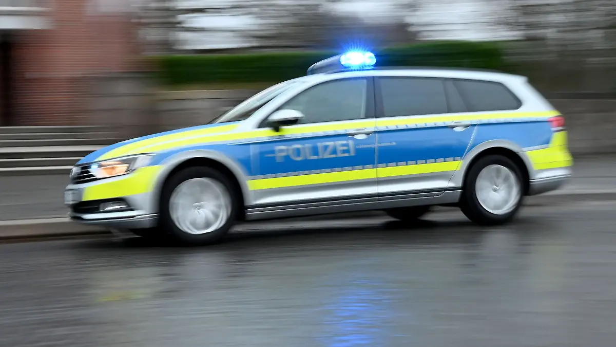 Das Reizgas verteilte sich den Angaben zufolge im gesamten Bus. (Symbolfoto)