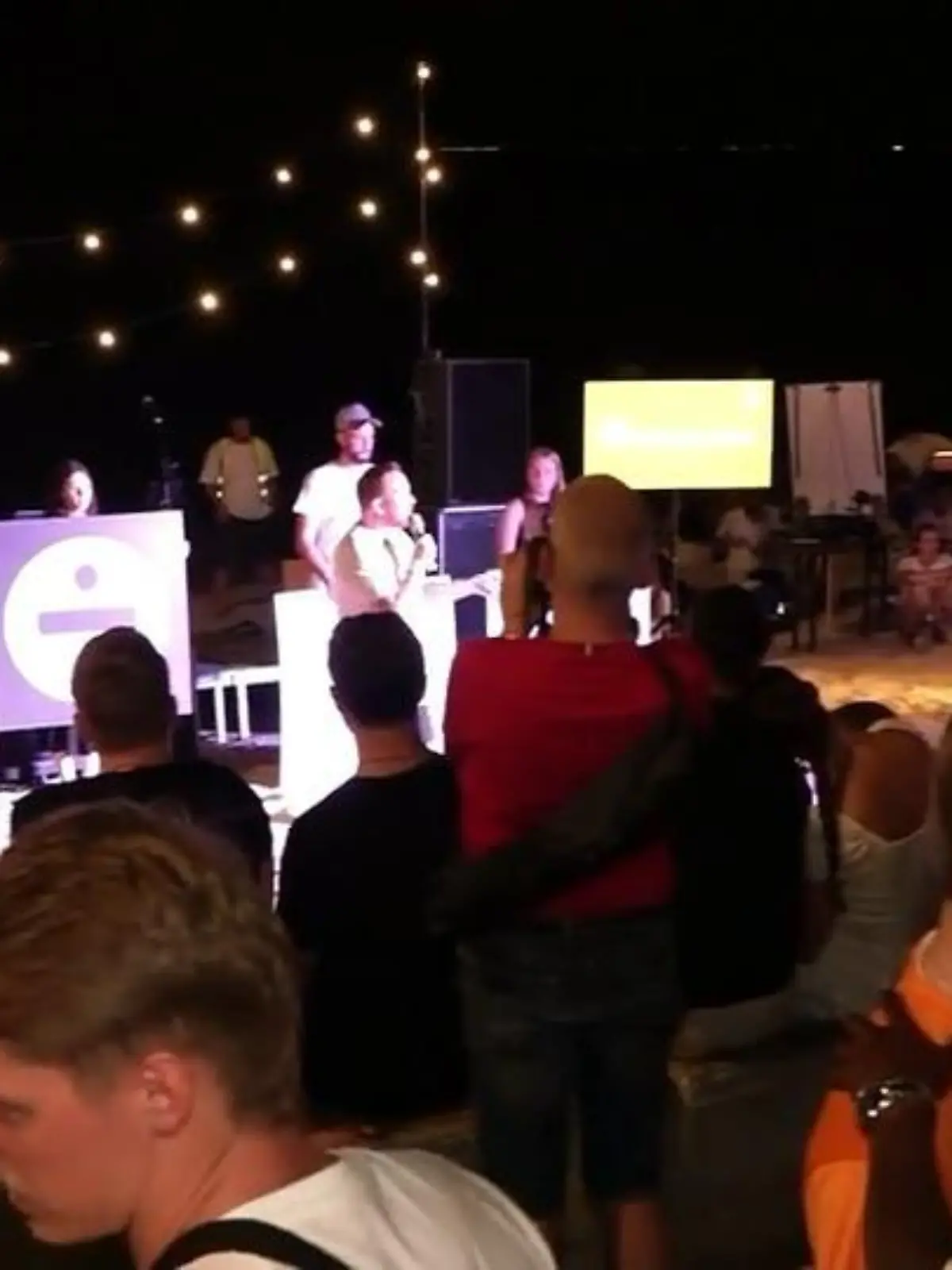 Bild zu: "Gottesdienst am Ballermann "