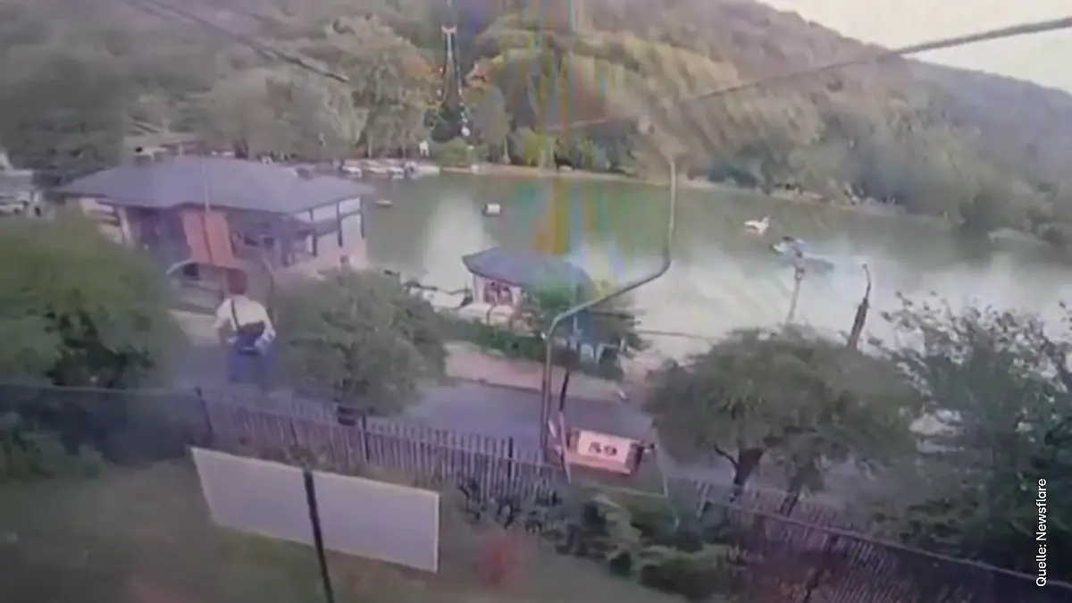 Seilbahn stürzt ab! Passagiere krachen zu Boden Zwölf Verletzte in Russland