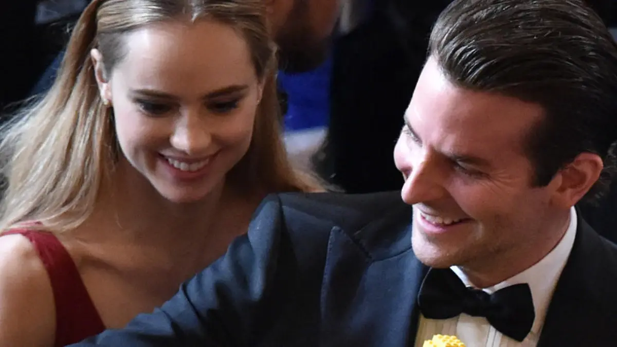 Bradley Cooper und Suki Waterhouse bei den Oscars 2015