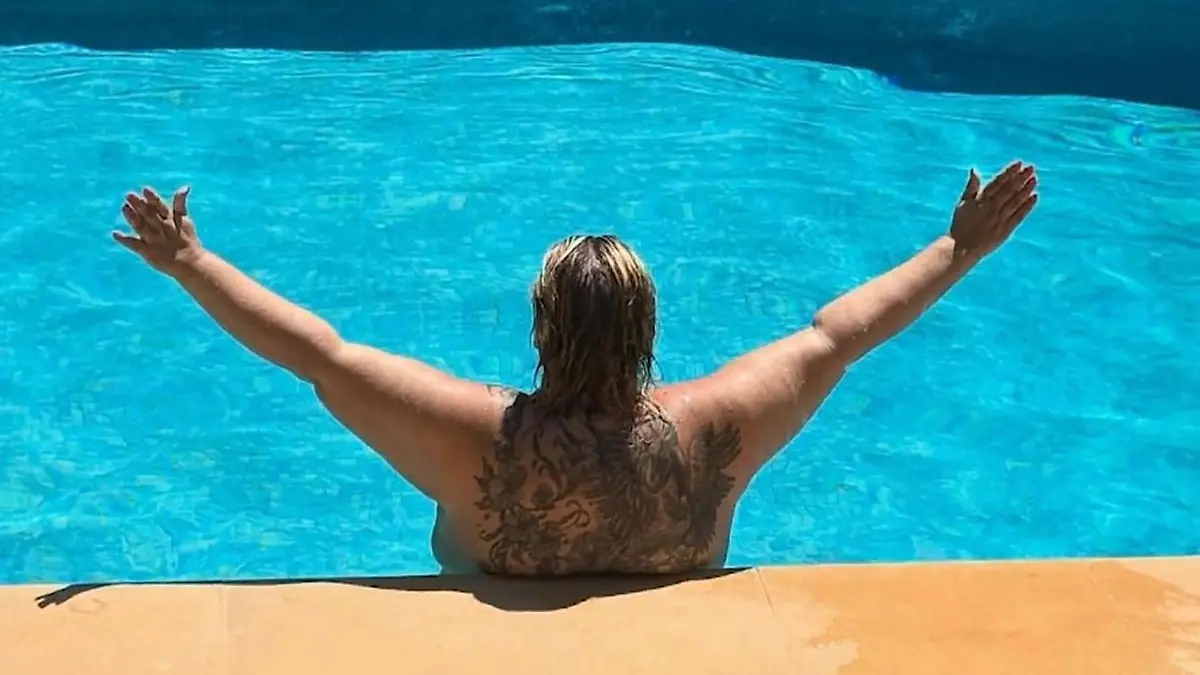 Cindy aus Marzahn zeigt sich oberkörperfrei – DAS steckt dahinter! Ilka Bessin von Fans gefeiert