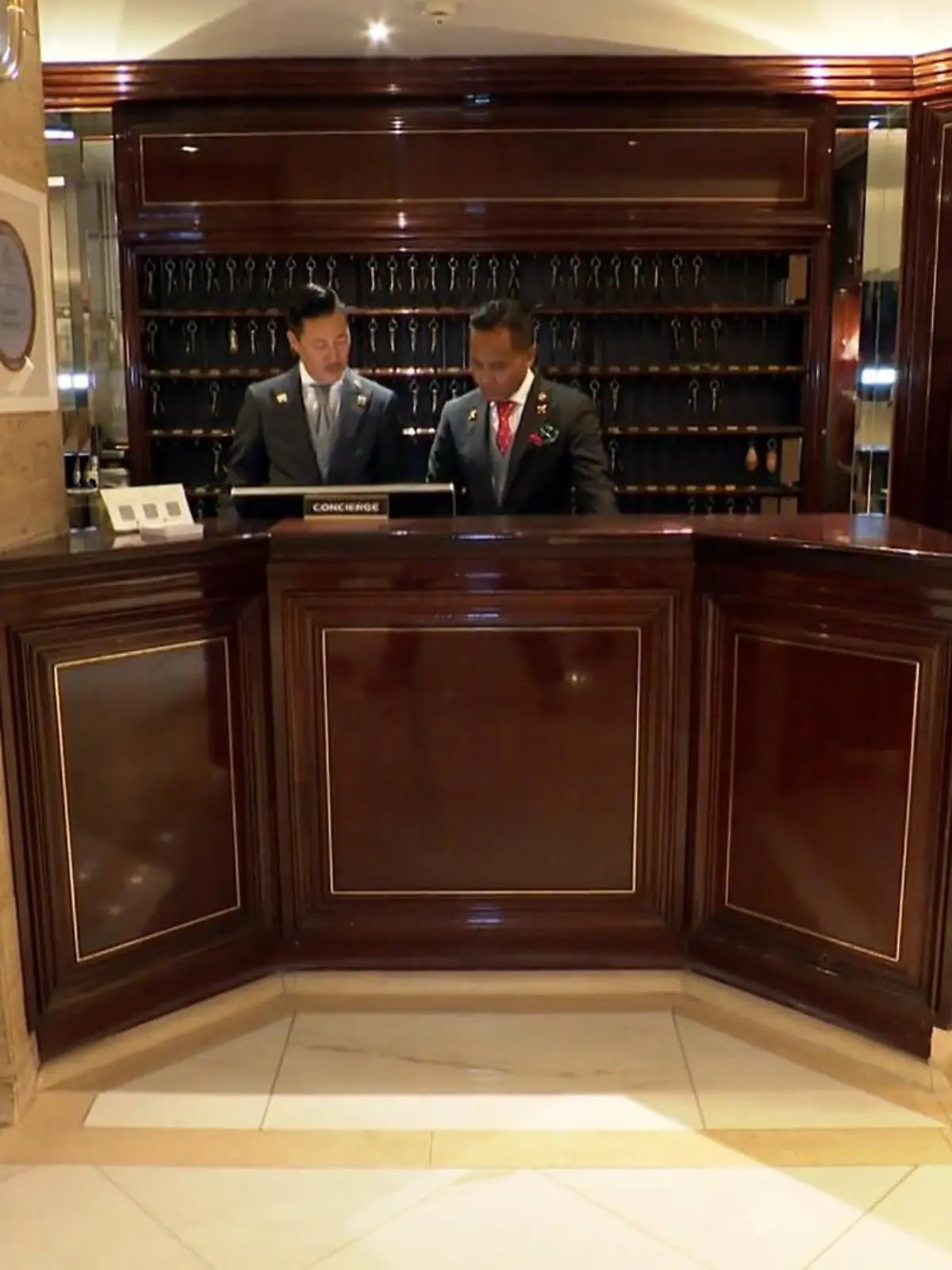 Bild zu: "Concierge-Alltag in Kölner Hotel"