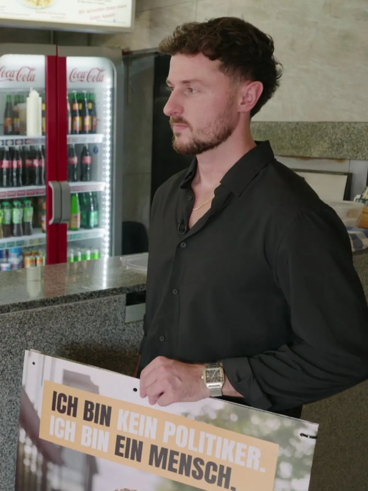 Jannik Kontalis besucht ein Kebap Haus in der Innenstadt von Mönchengladbach