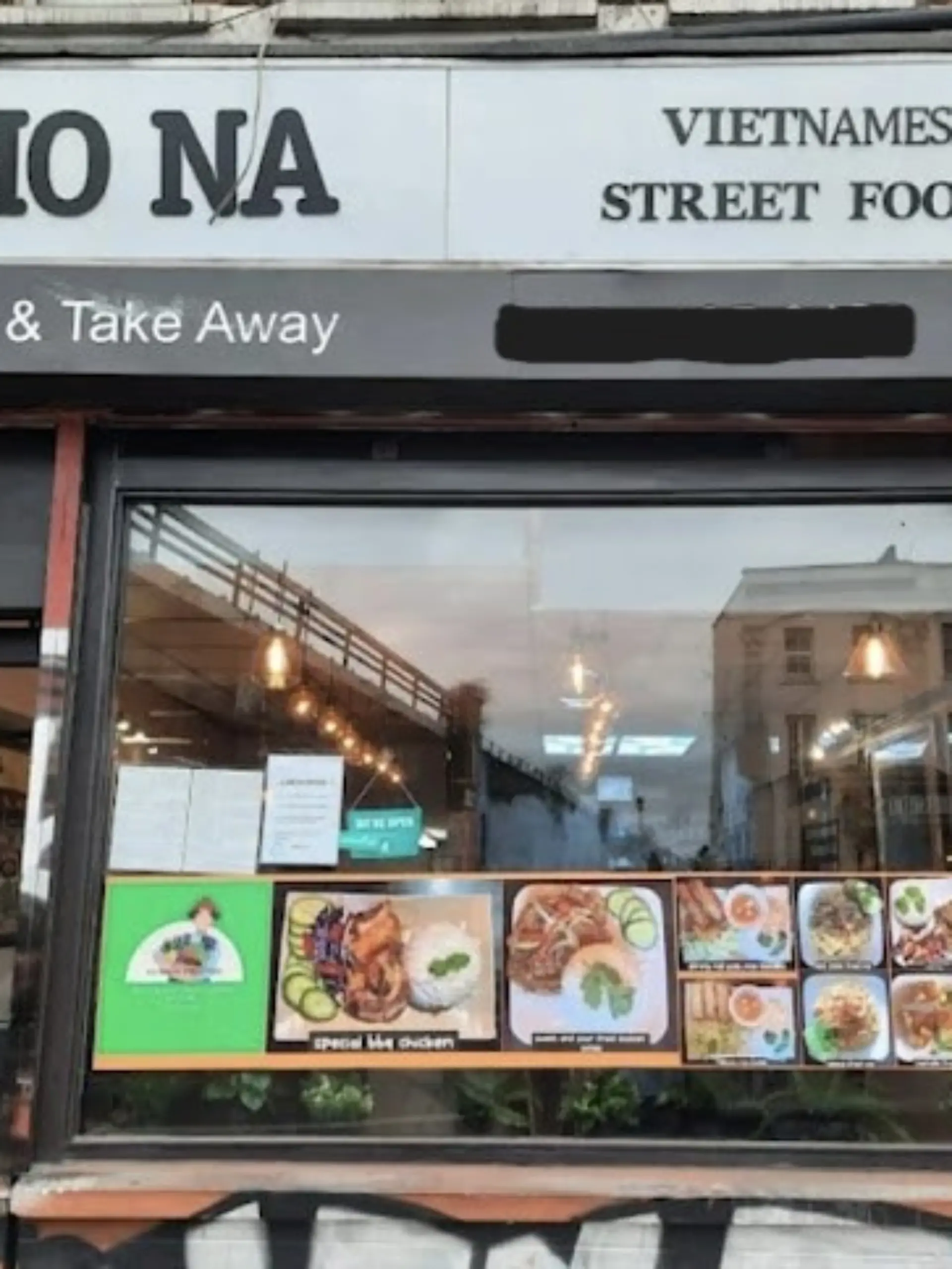 Restaurant „pho Na” in London