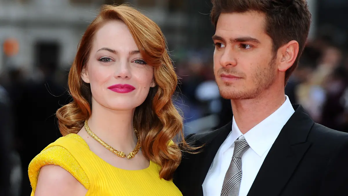 LONDON, ENGLAND - APRIL 10: Emma Stone and Andrew Garfield attend the World Premiere of "The Amazing Spider-Man 2" at Odeon Leicester Square on April 10, 2014 in London, England. (Photo by Anthony Harvey/Getty Images)