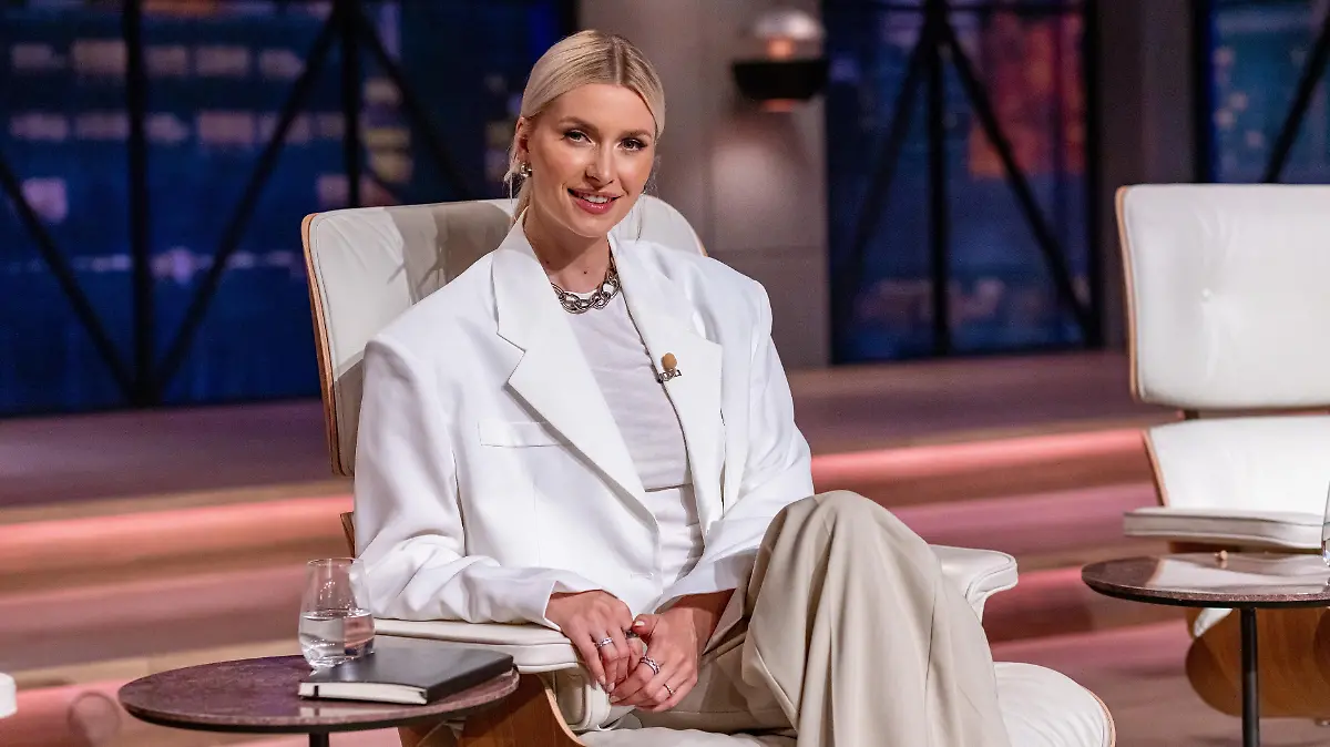 Willkommen in der „Höhle der Löwen“, Lena Gercke! GNTM-Siegerin wird Gastlöwin
