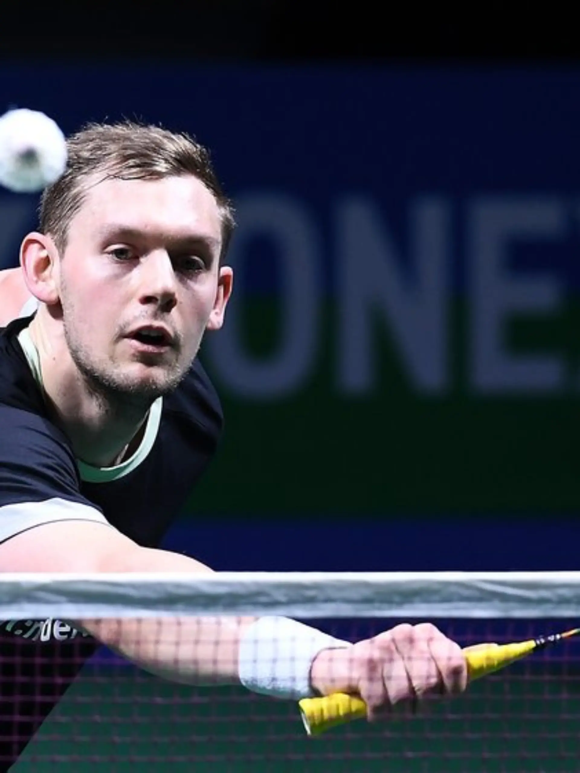 Badminton-Profi hat den Tod seiner Zwillings-Babys bekannt gemacht.
