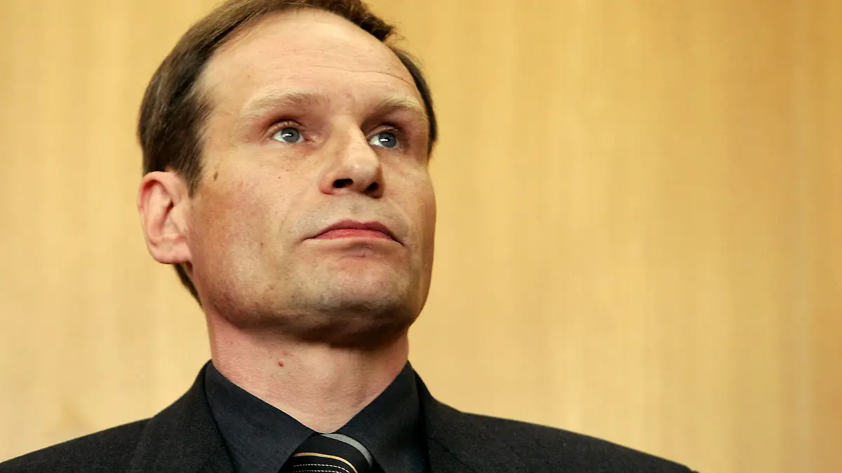 2006 verurteilte das Landgericht Frankfurt Armin Meiwes wegen Mordes zu einer lebenslangen Haftstrafe. (Archivbild)
