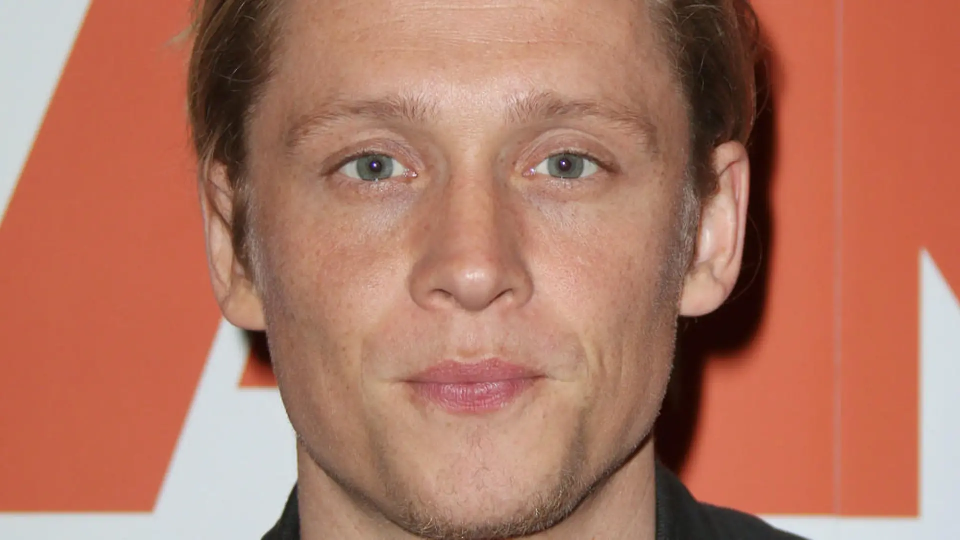 Matthias Schweighöfer sorgt sich um seine Großmutter