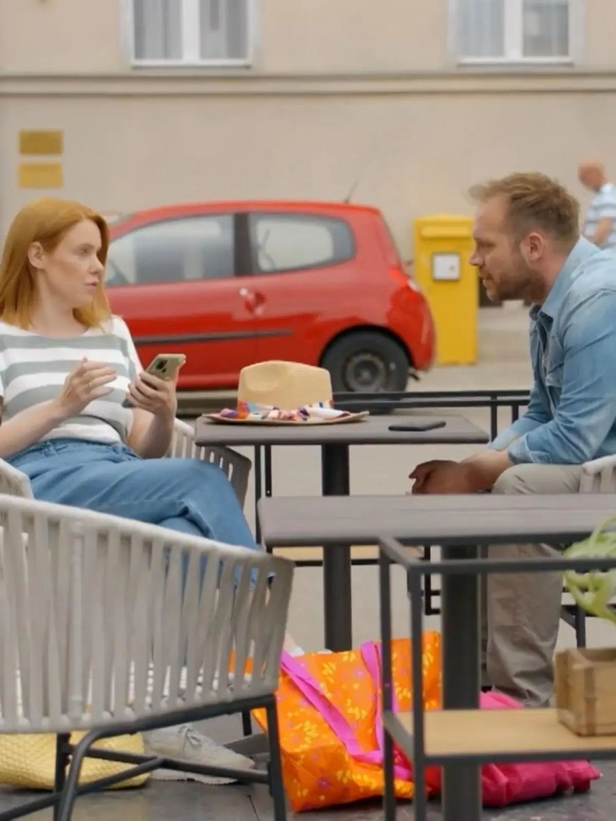 Kaum verheiratet, herrscht zwischen Toni und Erik schon dicke Luft. 