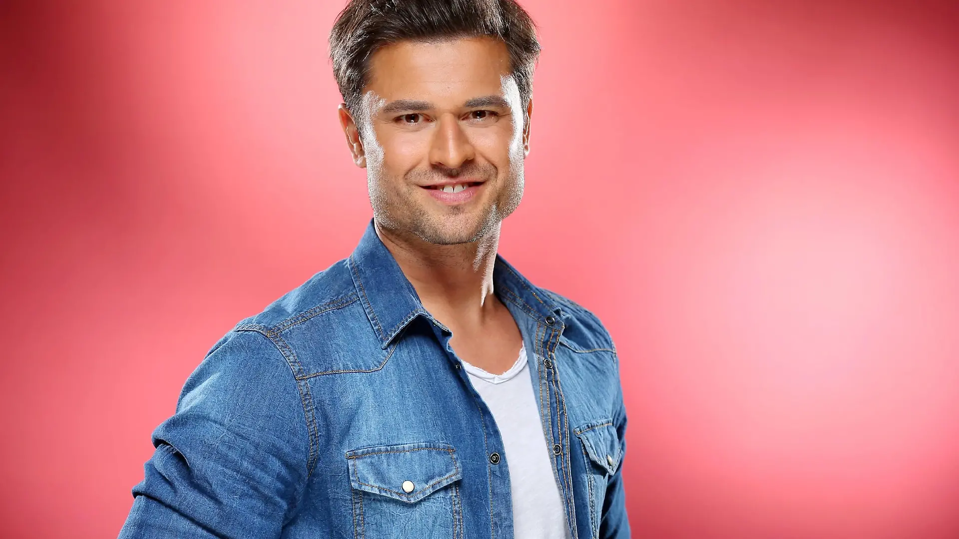 Milos Vukovic (33), Schauspieler Verwendung der Bilder für Online-Medien ausschließlich mit folgender Verlinkung: 'Alle Infos zu 'Let's Dance' im Special bei RTL.de: http://www.rtl.de/cms/sendungen/show/lets-dance.html