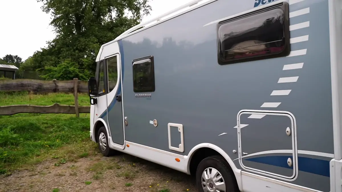 16-Jähriger versteckte sich unter Wohnmobil 
