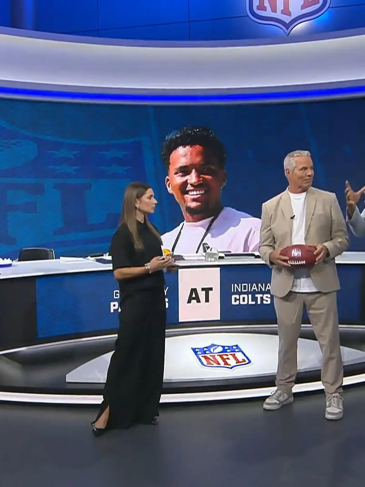 Bild zu: "Vor Roster-Cut - Deutscher Kicker Lenny Krieg hofft auf Stammplatz!"