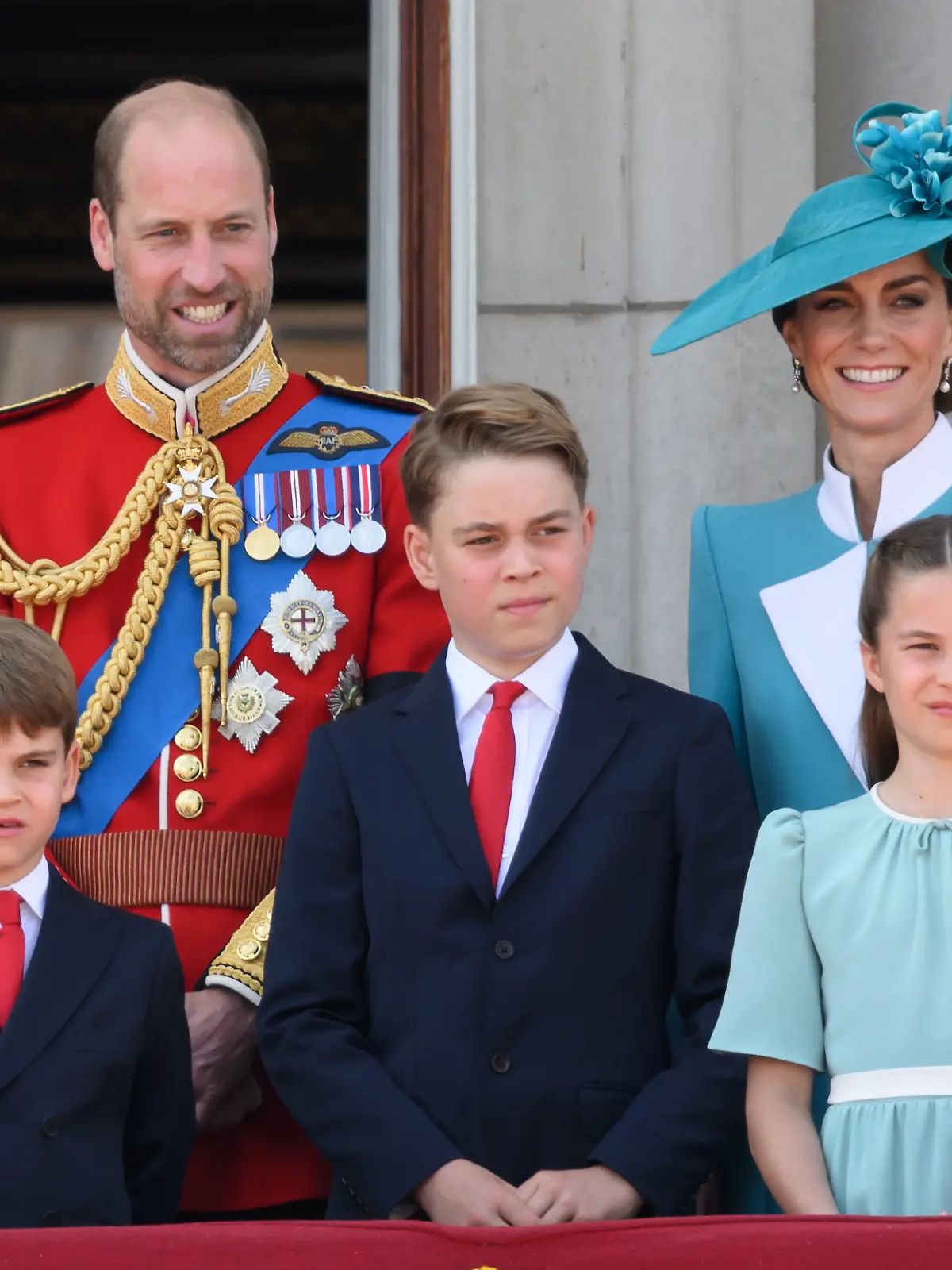 Prinz William und Prinzessin Kate mit ihren drei Kindern Louis, George und Charlotte 