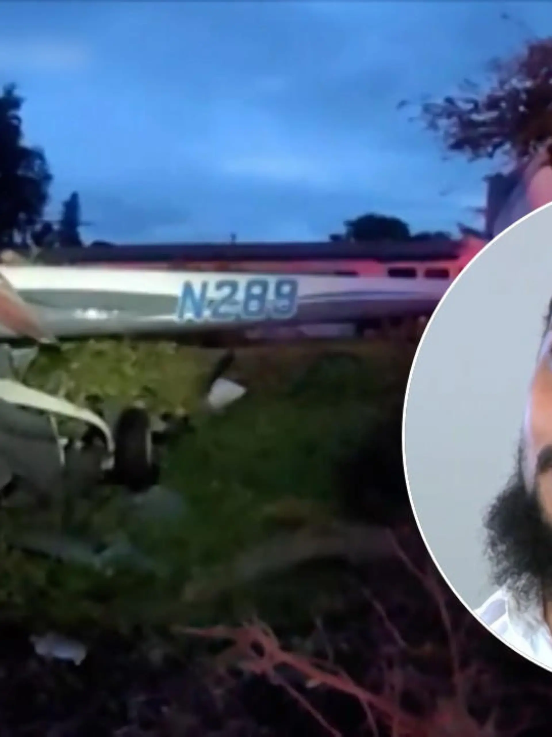 Bild zu: "Flugzeug kracht mit Vollspeed in einen Baum! Anwohner greifen ein – und retten Leben"