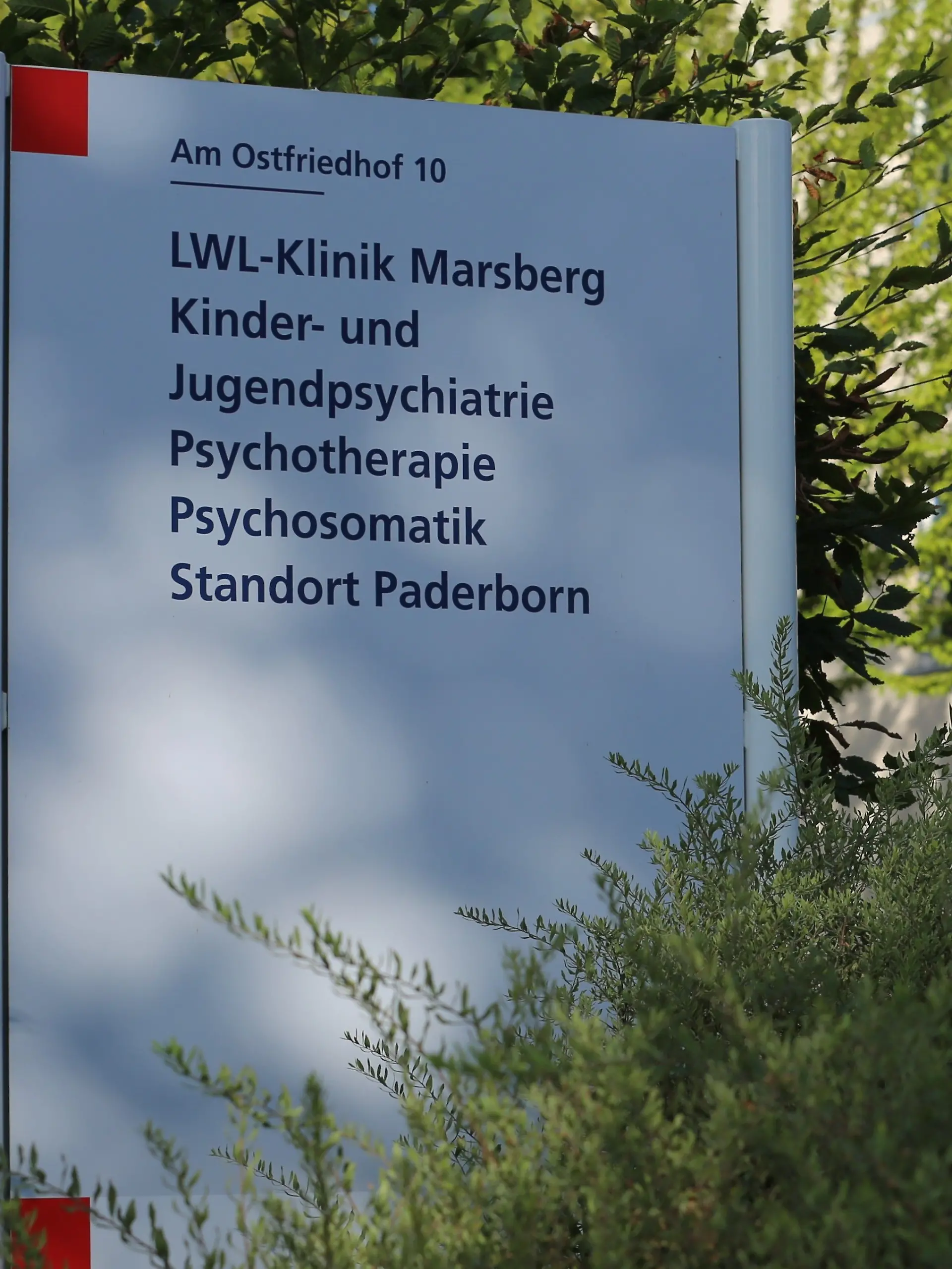 Bild zu: "Islamisten-Teenie (13) von Paderborn stach zu, als Wachmann weg war"