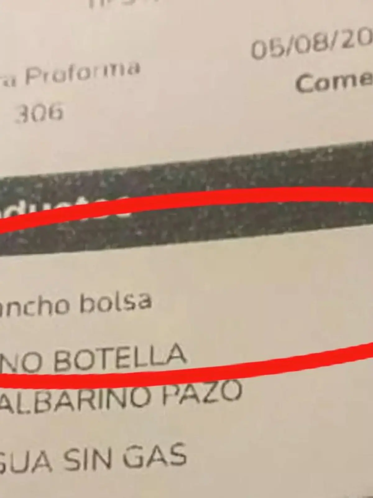Bild zu: "Touri-Abzocke auf Ibiza? Frau soll im Restaurant zwölf Euro für ihre Handtasche zahlen"