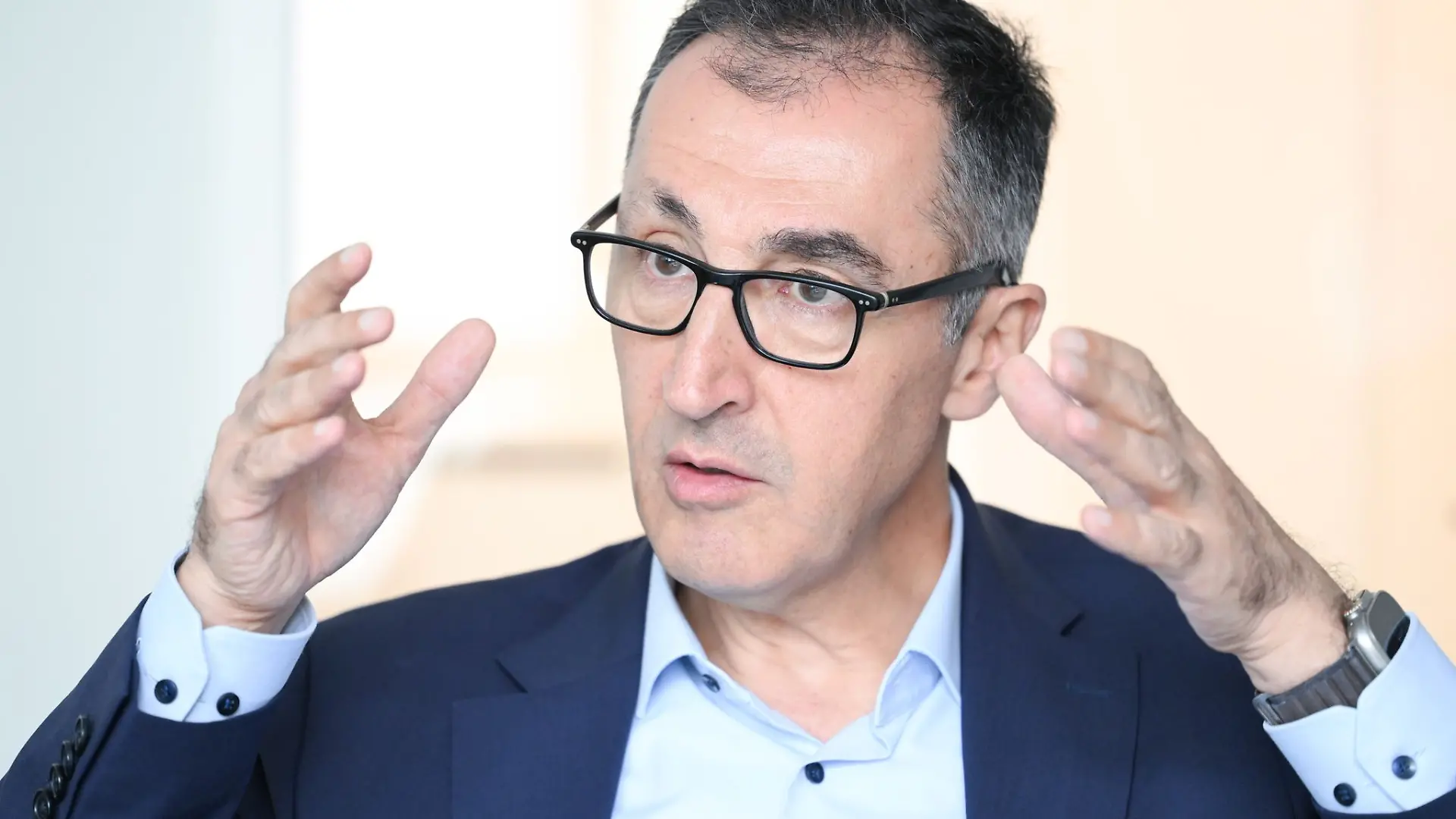 Er kommt aus der Bundespolitik und will im Land bleiben: Cem Özdemir.