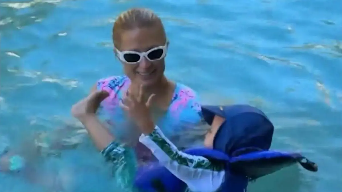 Luxus pur! Paris Hilton bewohnt 63-Millionen-Villa mit Mini-Freizeitpark Wohlfühloase in Beverly Hills