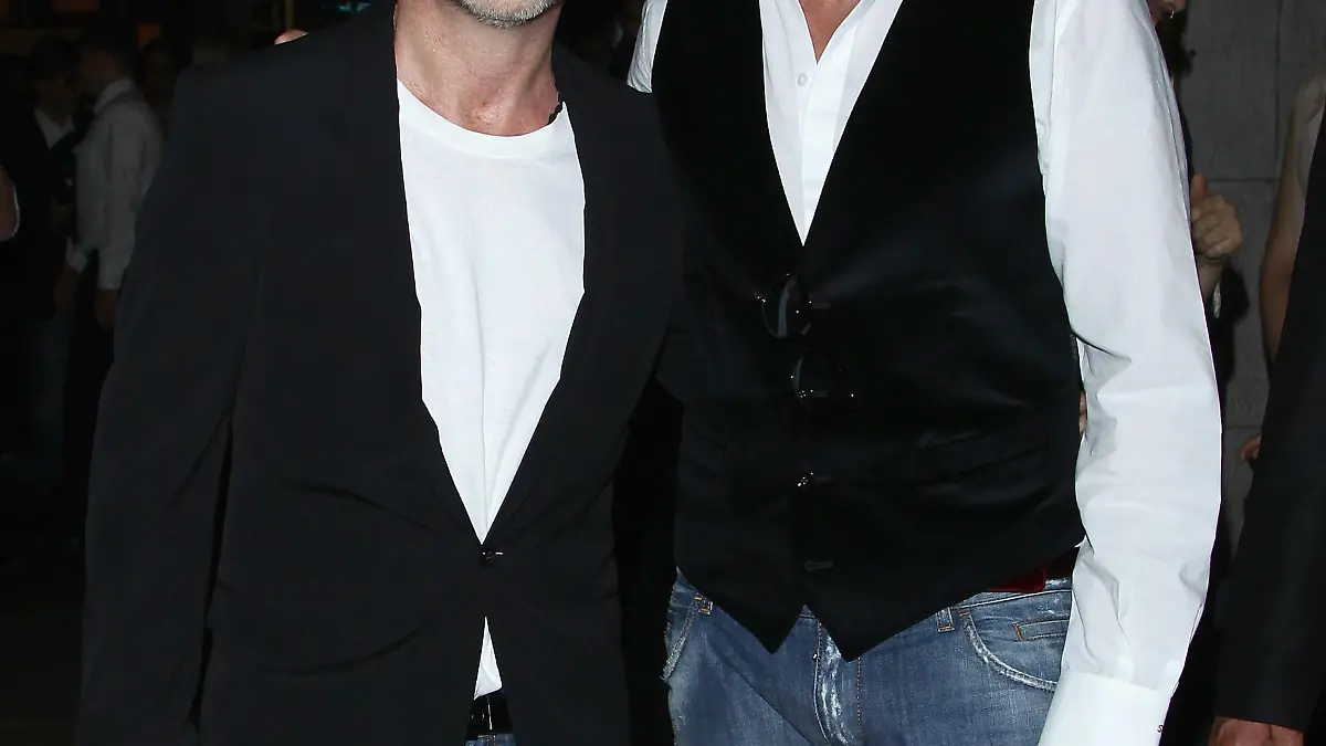 MILAN, ITALY - APRIL 09:  Domenico Dolce (L) and Stefano Gabbana arrive at the Dolce & Gabbana Gold Restaurant on April 9, 2011 in Milan, Italy.  (Photo by Vittorio Zunino Celotto/Getty Images)