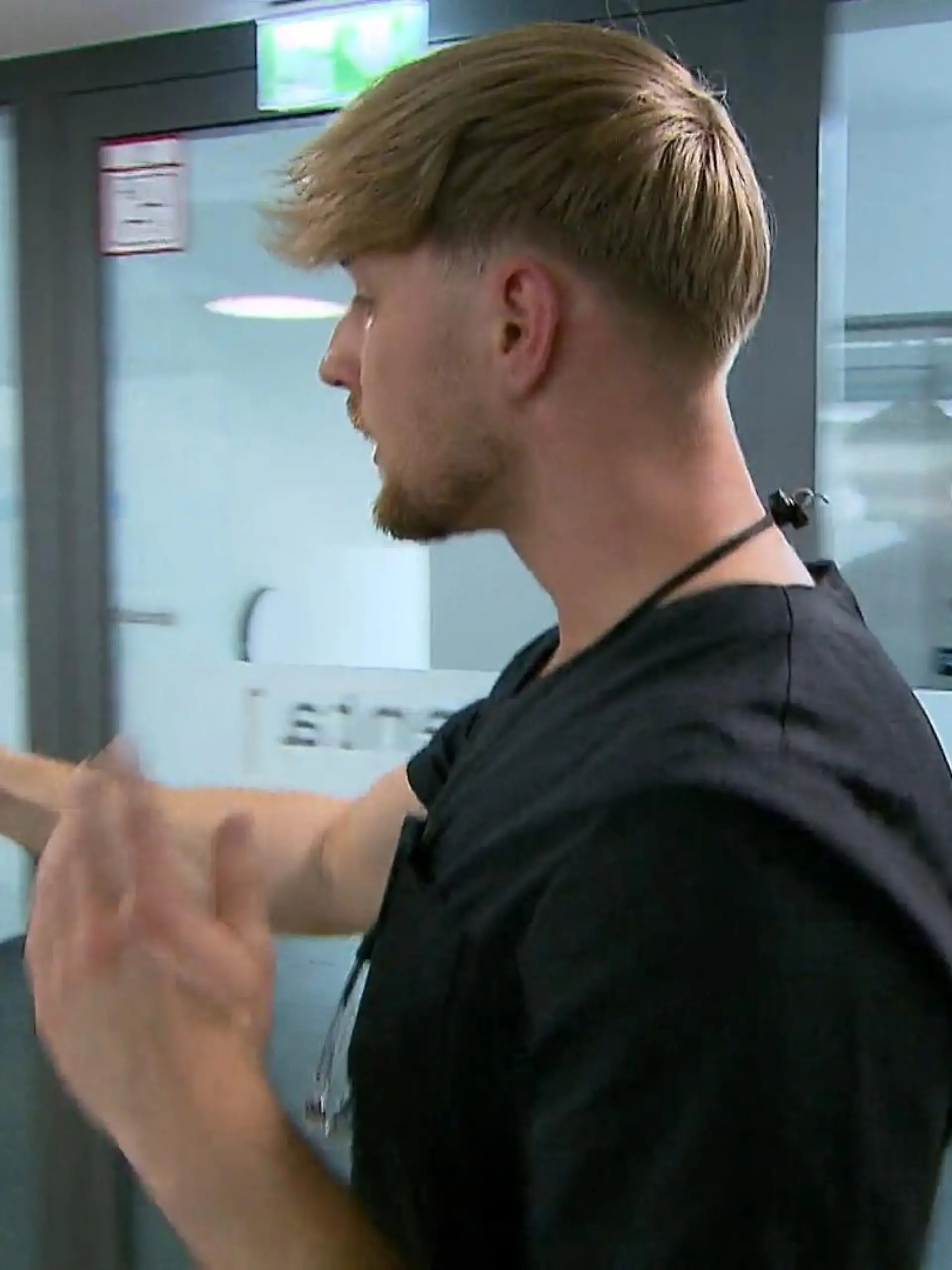 Bild zu: "Influencer berichtet aus dem Zahnarzt-Alltag"