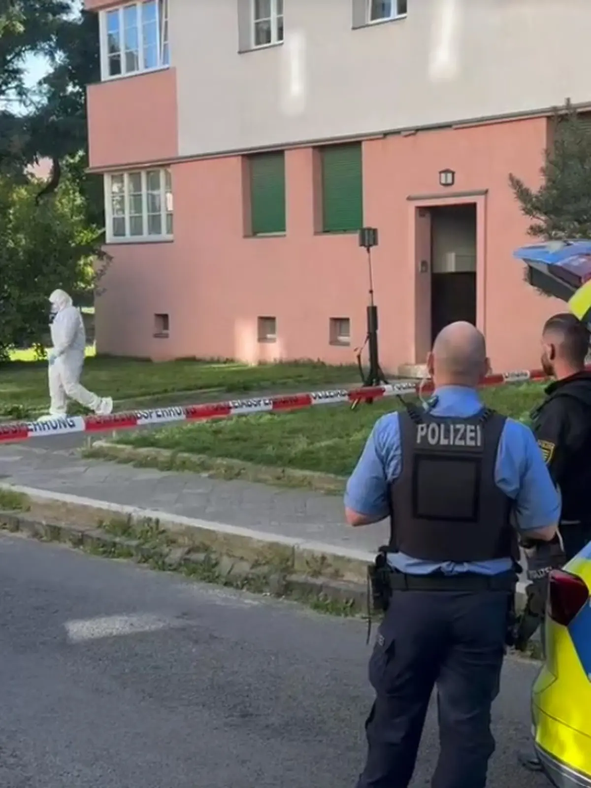 Die Polizei und die Staatsanwaltschaft Leipzig ermitteln nach einem mutmaßlichen Tötungsverbrechen. 