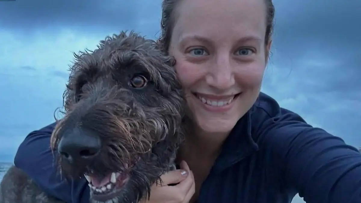 Unerwartete Schock-Diagnose! Ein Kompliment rettet Laina (29) das Leben Plötzlich sind beide Brüste ab!