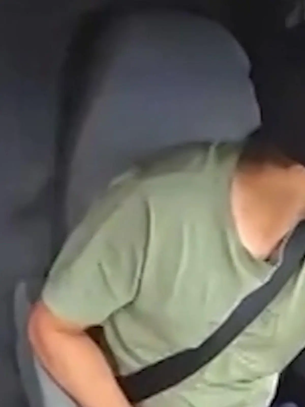 Bild zu: "Illegale Wendeaktion auf der Autobahn! Lkw-Fahrer tötet drei Menschen"