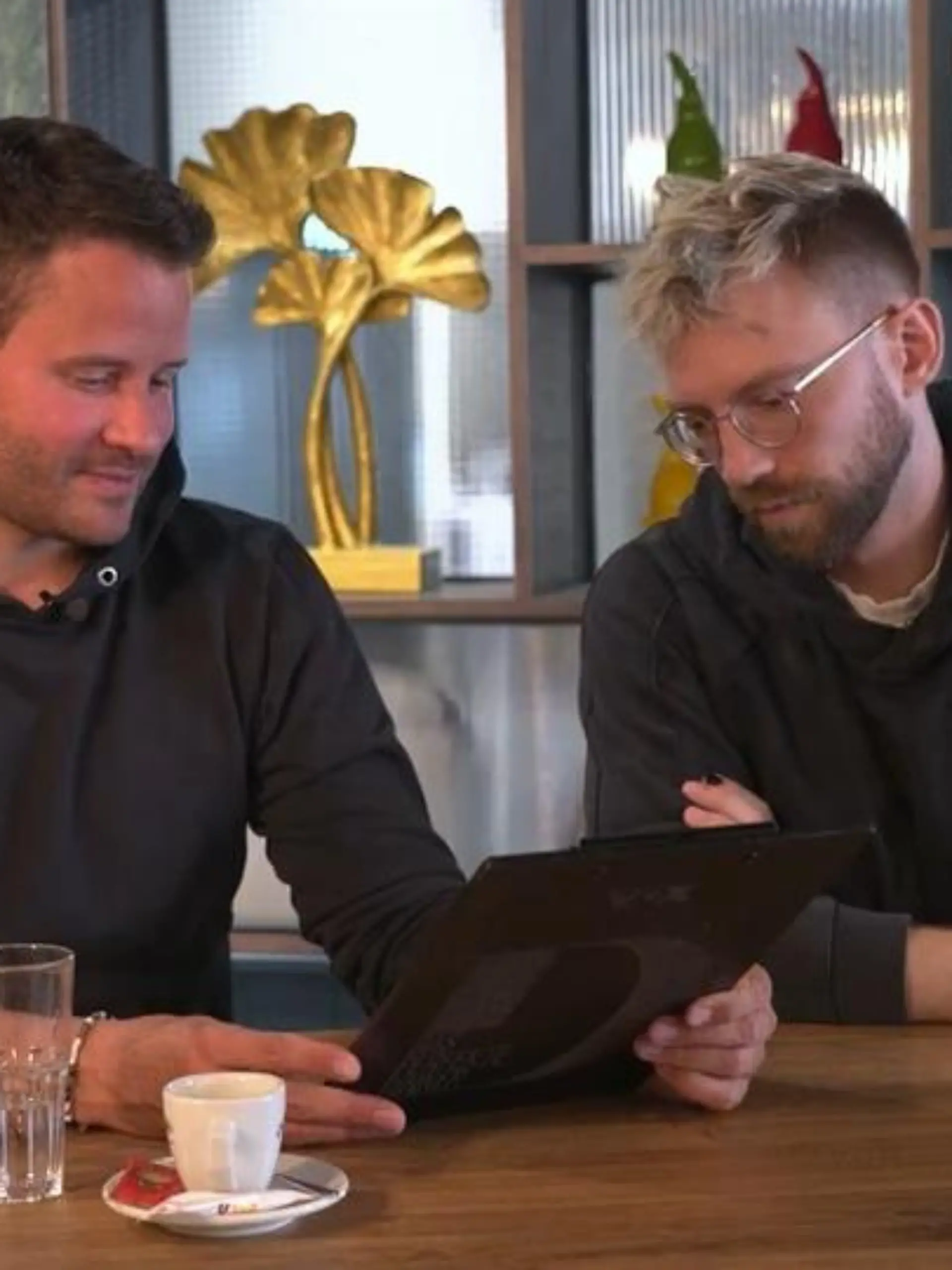 Bild zu: "Vanilleeis mit echtem Kaviar und Trüffel haut die Jungs glatt um"