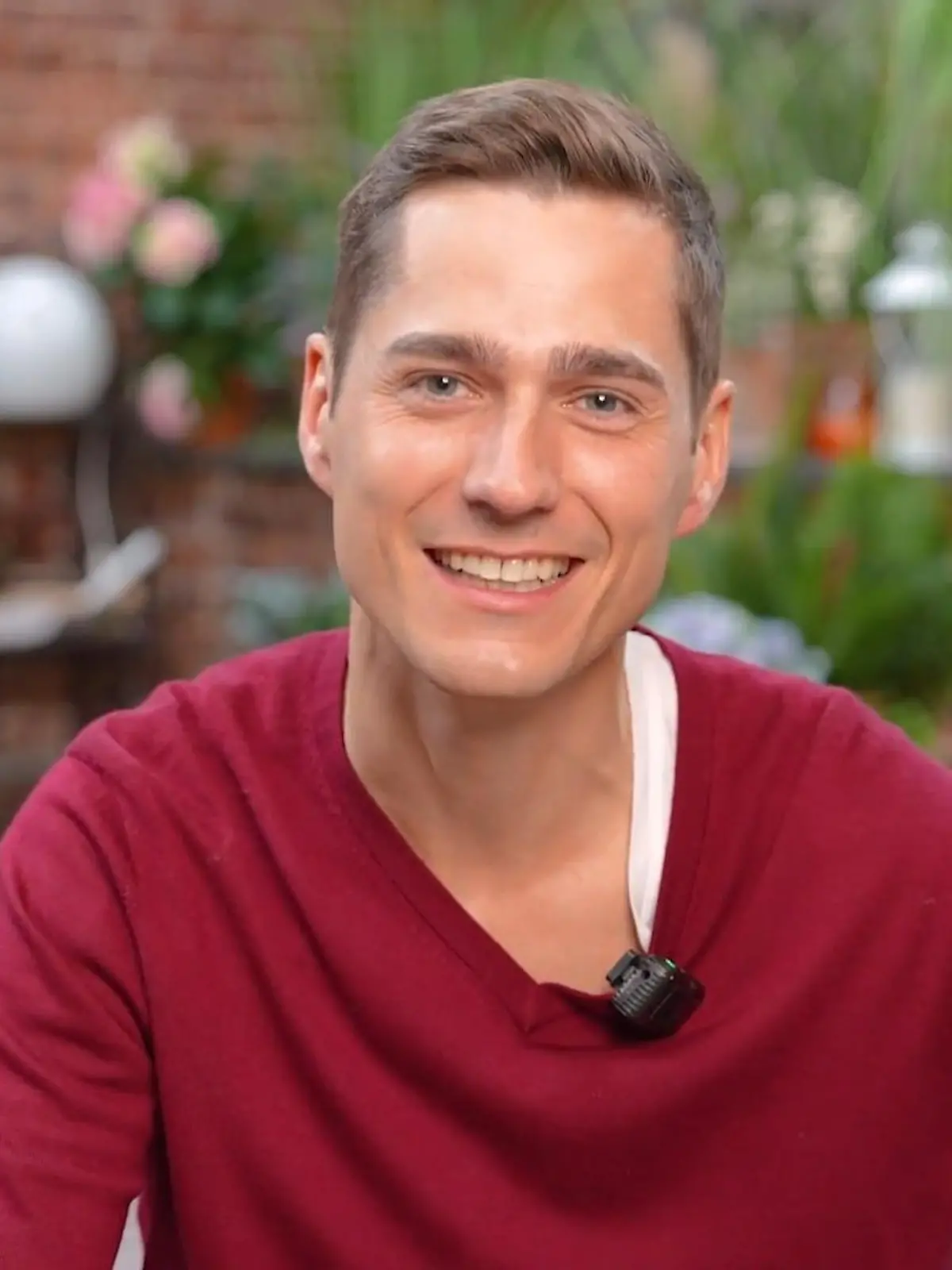 Bild zu: "Hat eine Freundschaft trotz Gefühlen eine Chance?"