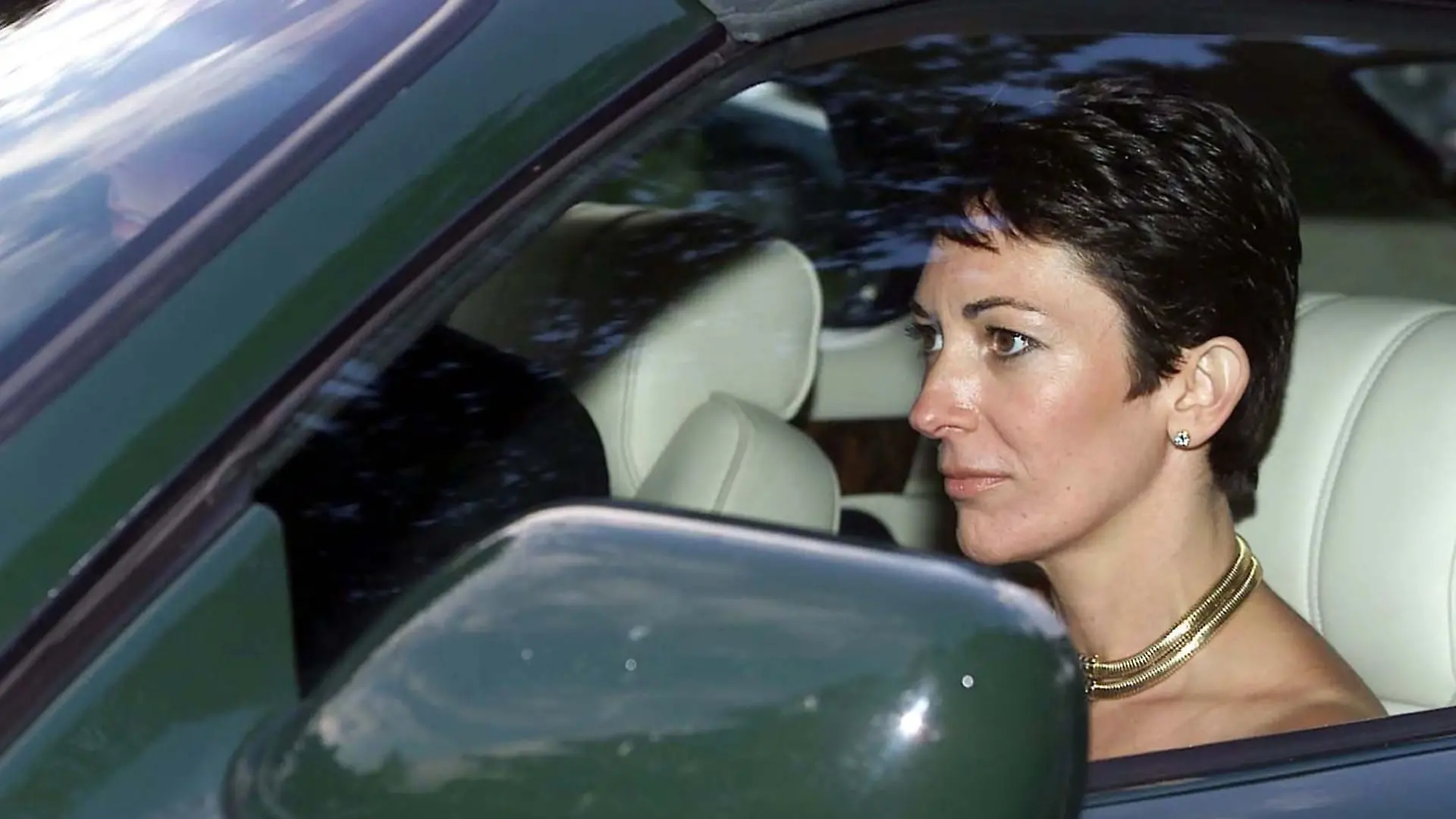 Vermisste Maddie McCann Hat Epstein Komplizin Ghislaine Maxwell Etwas 