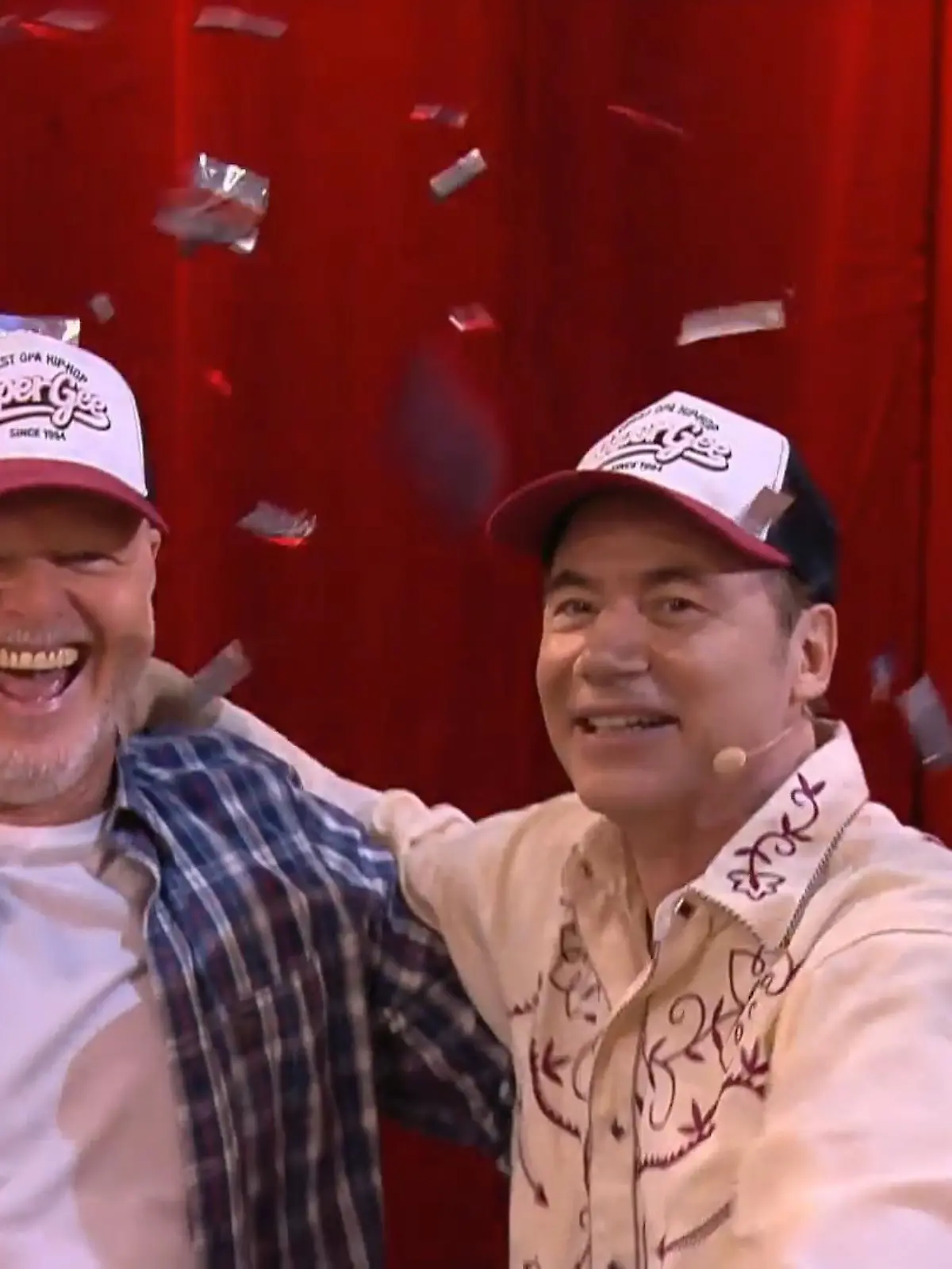 Bild zu: "Stefan Raab und Michael „Bully“ Herbig besiegen den Schnulli"