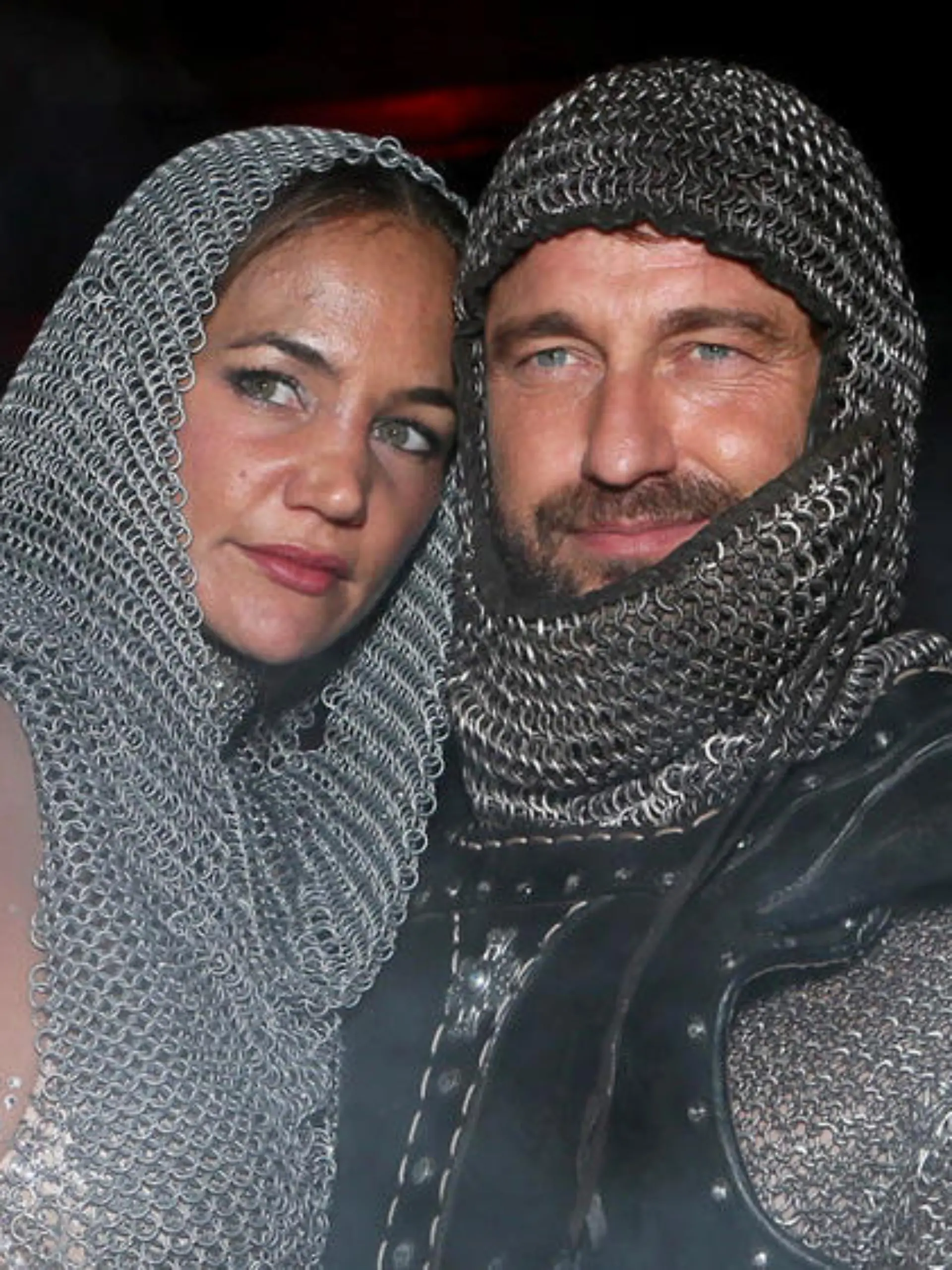 Gerard Butler und Freundin Morgan Brown bei einer Halloween-Party in Hollywood