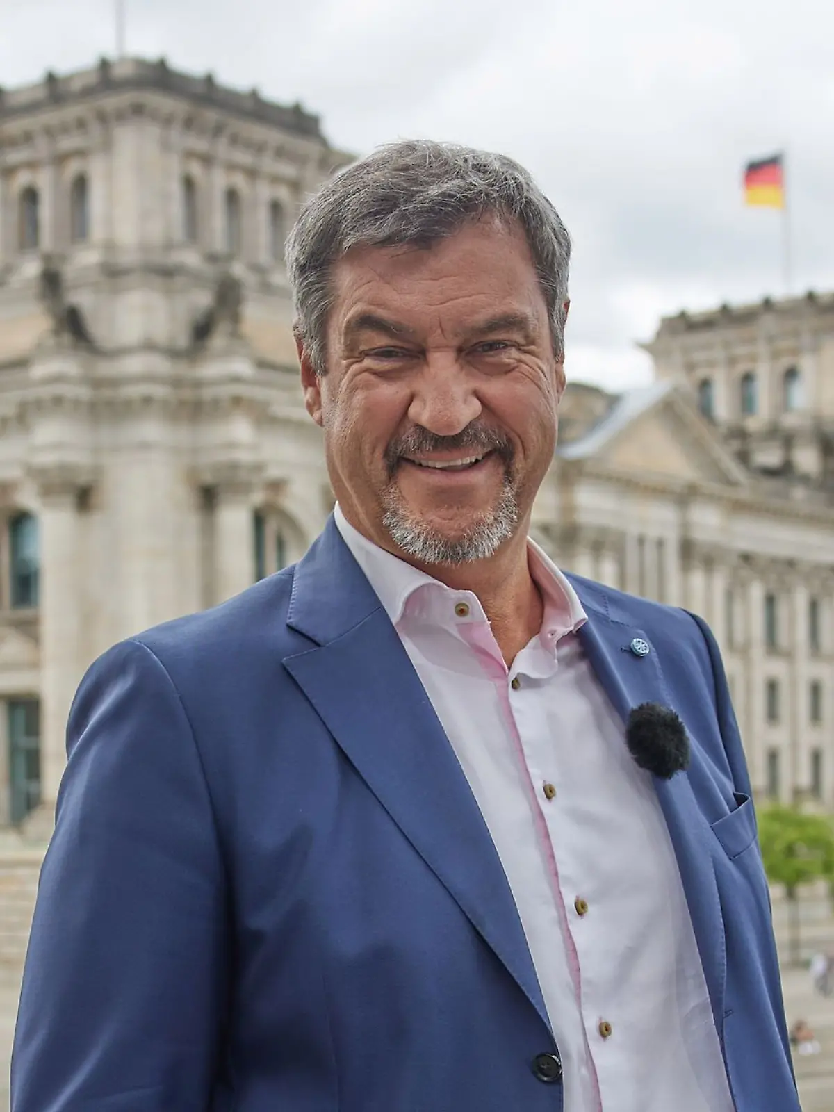 Bild zu: "„Zumutbare Arbeit muss zur Pflicht werden” – Söder sagt Arbeitsverweigerern den Kampf an"