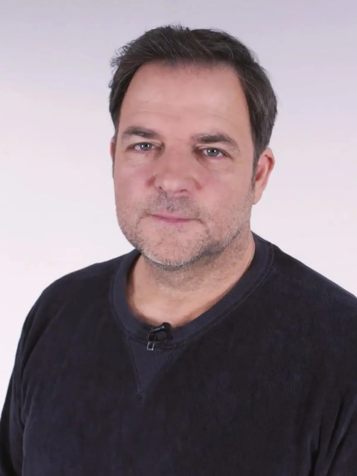 Bild zu: "Martin Rütter wird verrückt - wenn andere neben ihm essen!"