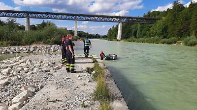 Vater rettet bewusstlosen Sohn nach Paddle-Board-Unfall auf der Donau bei Rottenacker
