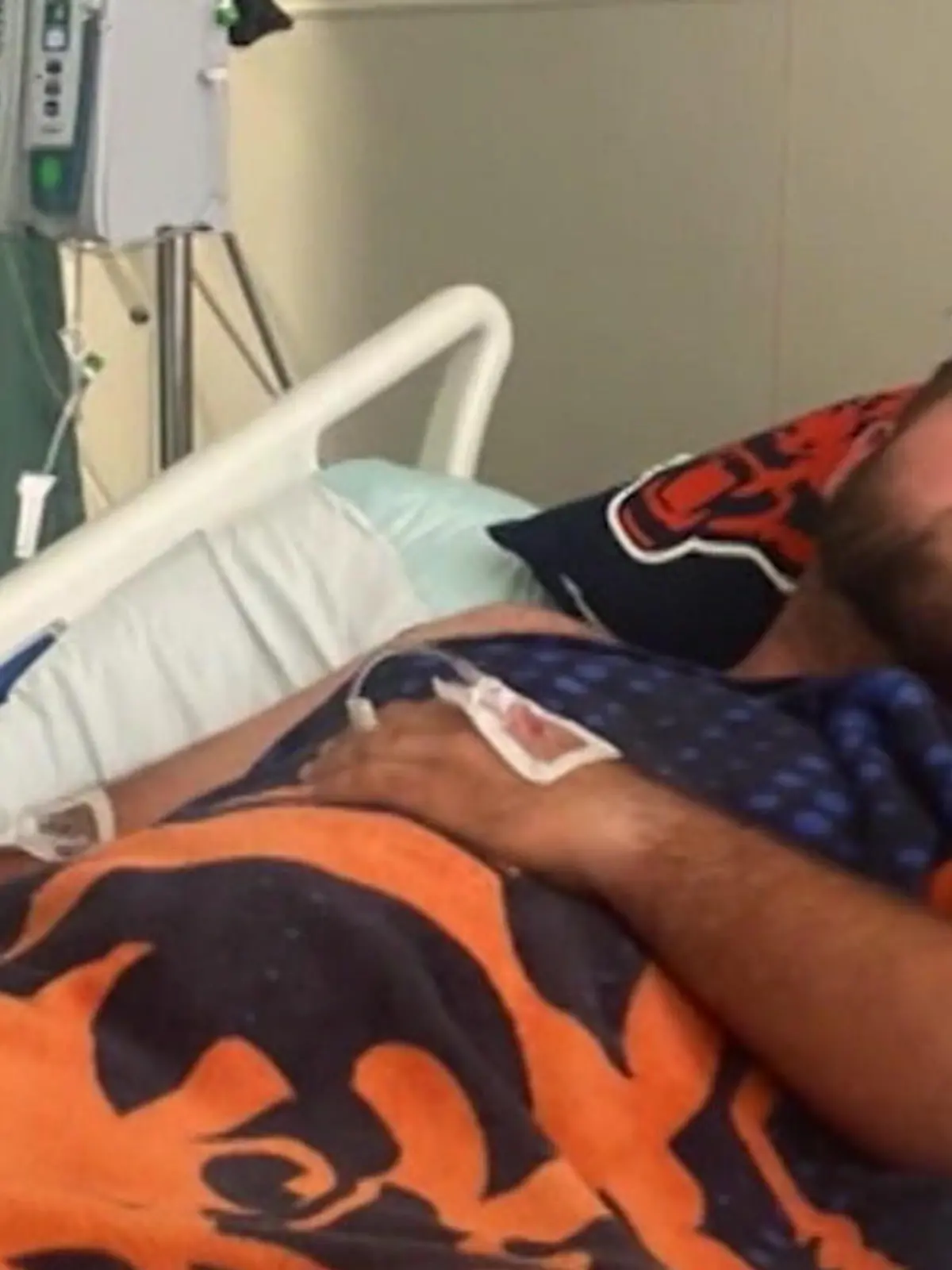 Bild zu: "Vom Blitz getroffen! Travis (30) überlebt wie durch ein Wunder"