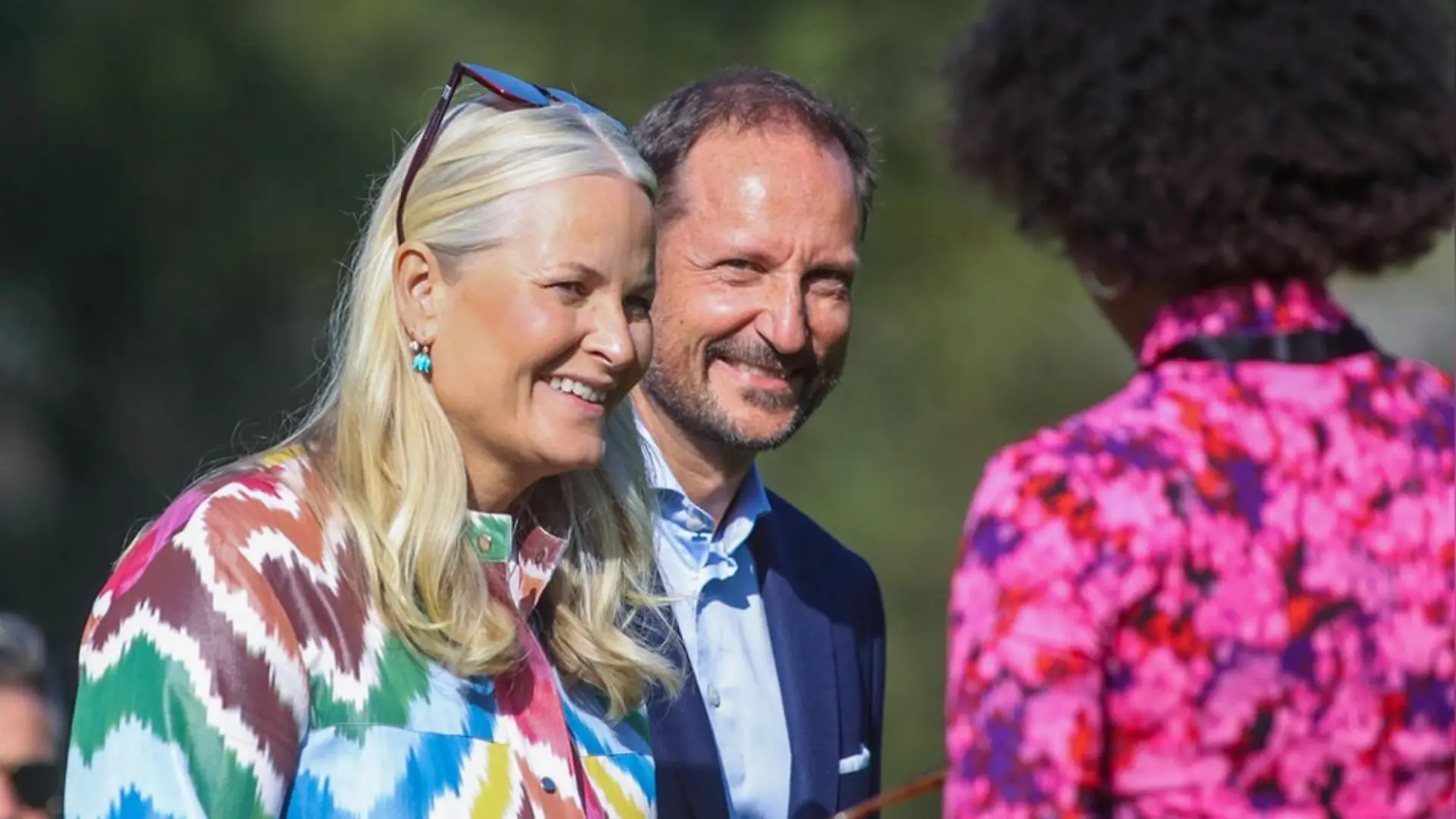 Kronprinz Haakon und Kronprinzessin Mette-Marit bei den Feierlichkeiten in Bergen
