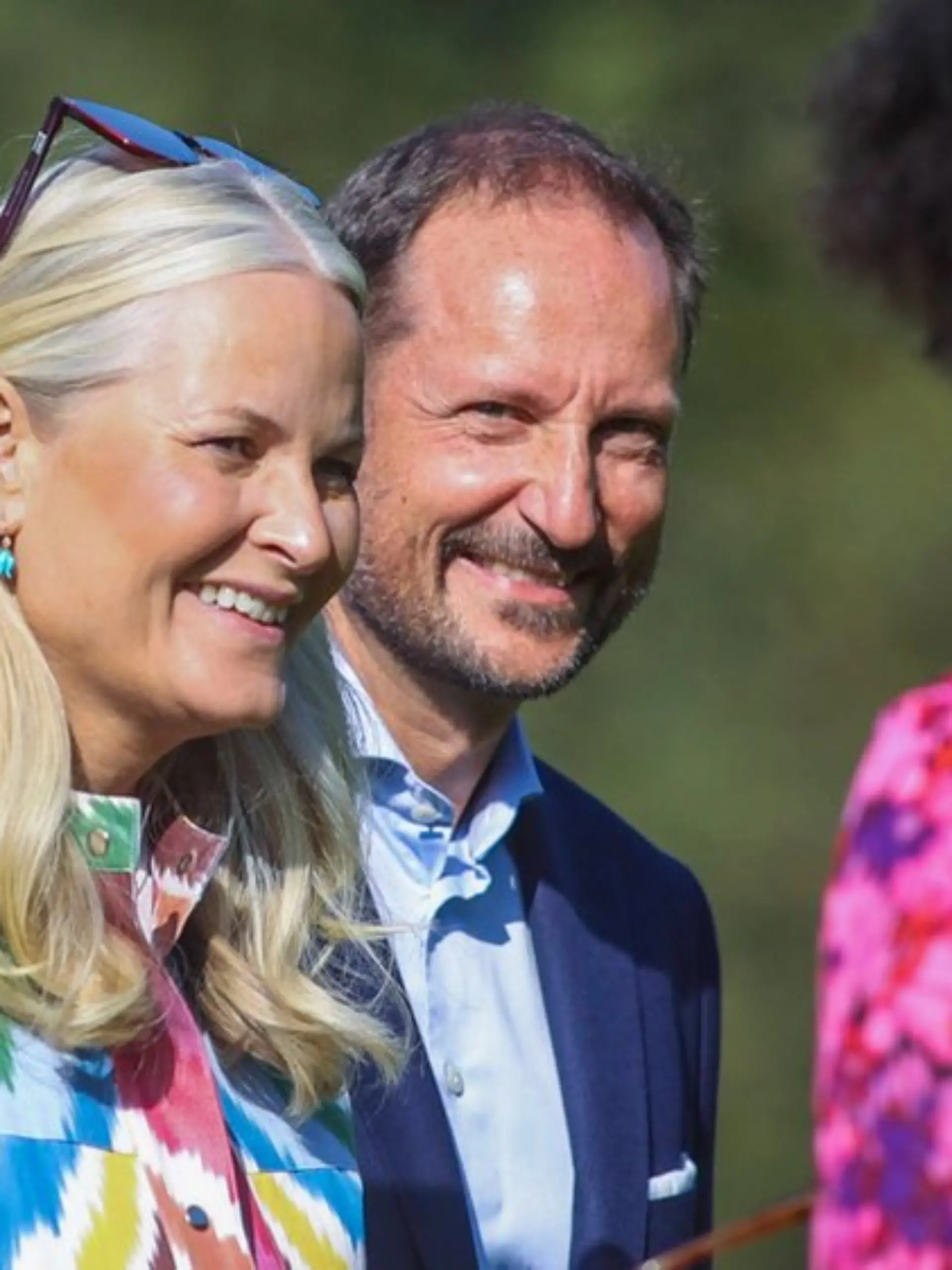 Kronprinz Haakon und Kronprinzessin Mette-Marit bei den Feierlichkeiten in Bergen