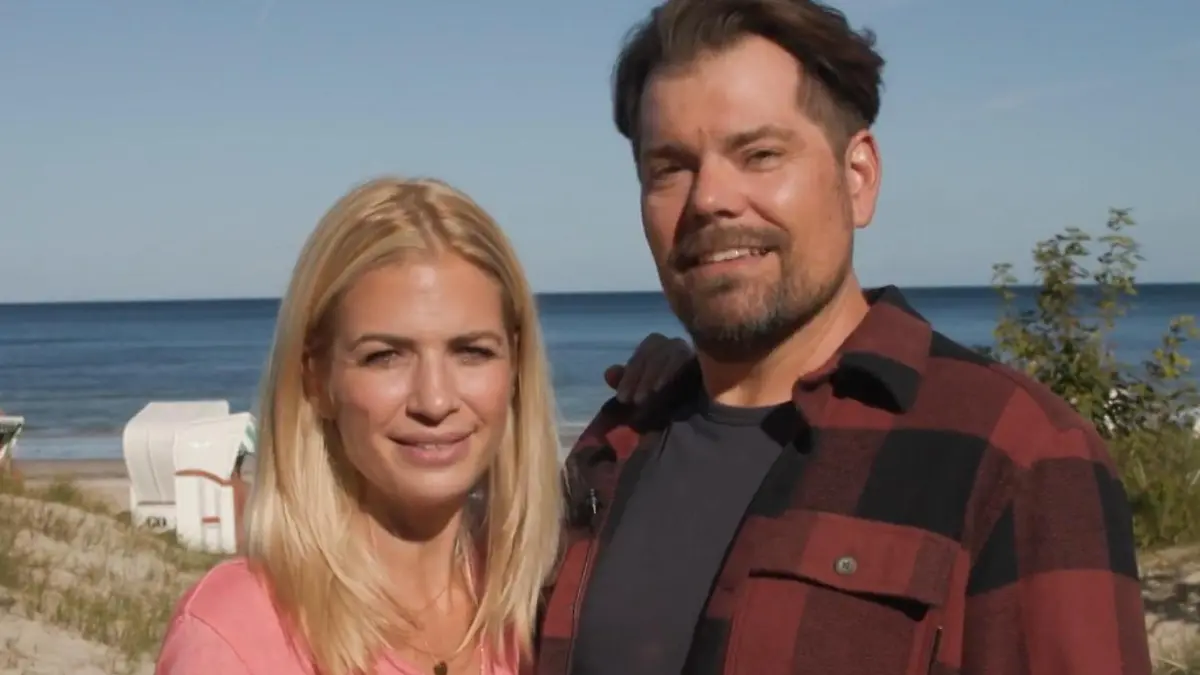 Susan und Daniel zeigen das Set auf Rügen Behind the Scenes von "Leon"
