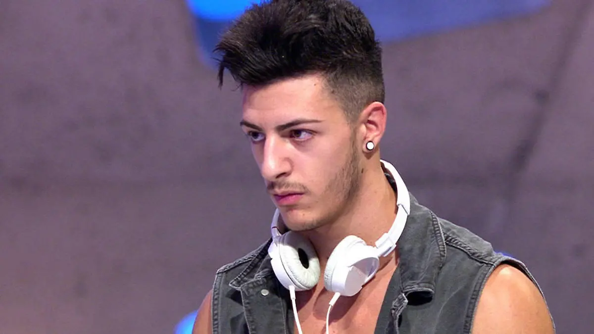 Gianfranco berührt Bohlen mit seiner Performance  DSDS 2015: Achte Castingshow 