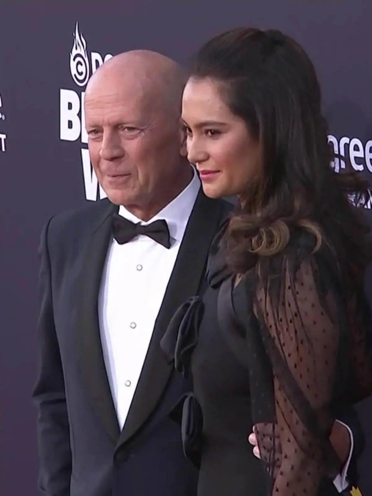 Bild zu: "Emma Heming Willis kommen im Interview die Tränen"