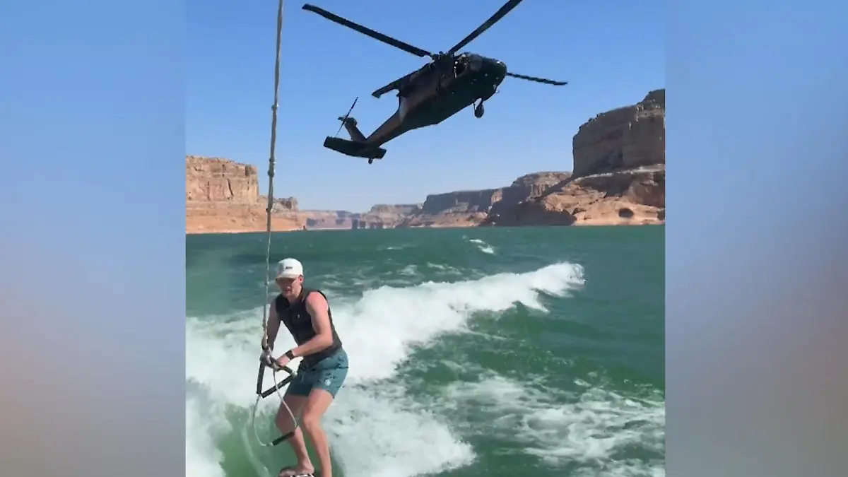 Helikopter fegt Surfer vom Brett – alles für ein TikTok-Video? Stunt landet im Wasser