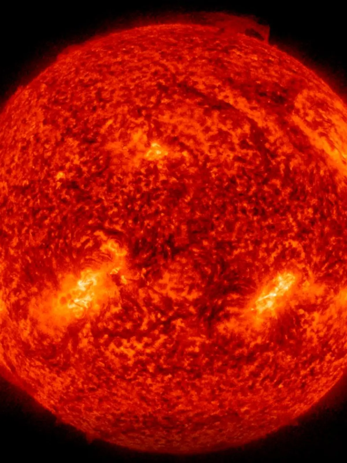 Sonnenflecken auf der Sonne, sorgen für mehr Aktivität